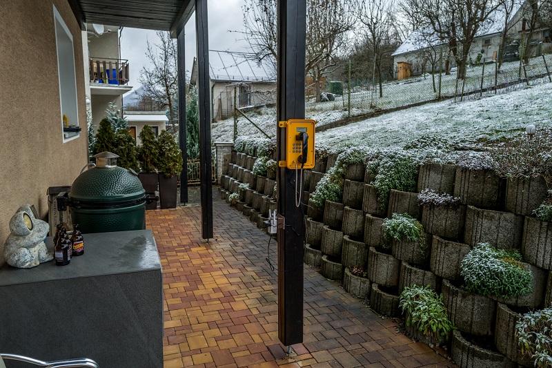 outdoor telephone application